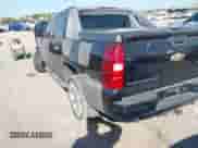 2007 Chevrolet Avalanche LTZ z VIN 3GNEC12J17G182393, wystawiony jako IAAI lot #41871001 z przebiegiem 186 925 mil mil oraz . Historia ofert i sprzedaży dostępna na DreamBid. Obrazek 3.