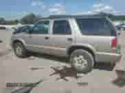 2002 Chevrolet Blazer LS with VIN 1GNDT13W92K134339, listed as a Copart auction lot 64442105 with Not provided miles and Clean title. Bid and sale history available at DreamBid. Image 2.