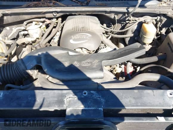 2002 Chevrolet Suburban Z71 с VIN 3GNFK16Z52G264577, выставлен на аукционе IAAI как лот 41581984 с пробегом 321 321 миль миль и . История ставок и продаж доступна на DreamBid. Изображение 10.