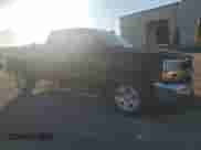 2018 Chevrolet Silverado 1500 LT z VIN 1GCVKREC6JZ239783, wystawiony jako Copart lot #84482565 z przebiegiem 95 213 mil mil oraz Szkoda całkowita • Salvage title. Historia ofert i sprzedaży dostępna na DreamBid. Obrazek 4.