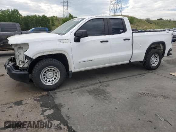 2019 GMC Sierra 1500 with VIN 1GTR9AEF9KZ243790, listed as a Copart auction lot 61738365 with 120,662 mi miles and Clean title. Bid and sale history available at DreamBid. Image 1.
