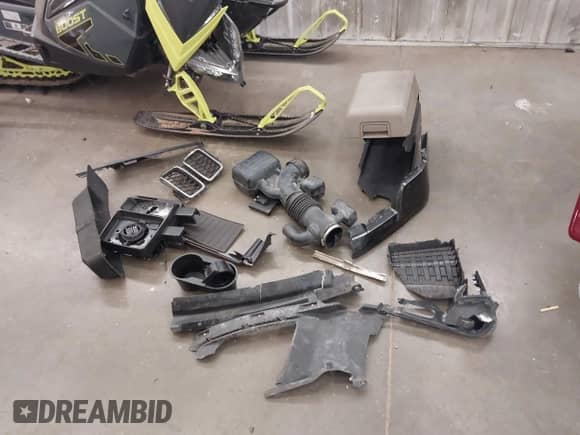 2010 Ford F-150 XL с VIN 1FTFW1EV8AFC58610, выставлен на аукционе IAAI как лот 39857623 с пробегом Не указан миль и . История ставок и продаж доступна на DreamBid. Изображение 12.