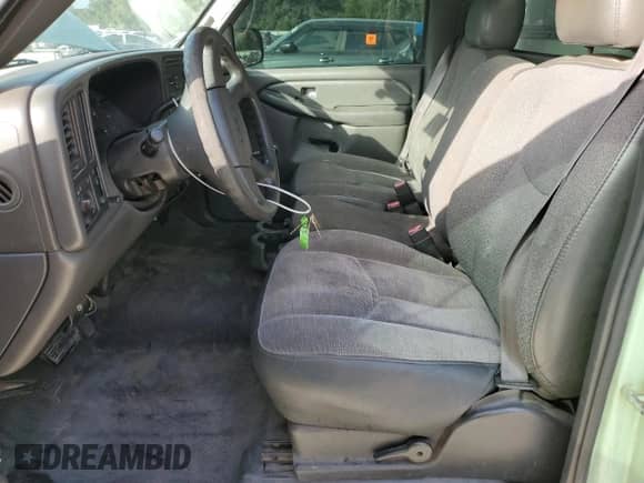 2005 GMC Sierra 1500 Work Truck with VIN 1GTEC14V45Z248148, listed as a Copart auction lot 79918154 with 319,850 mi miles and Non repairable. Bid and sale history available at DreamBid. Image 7.