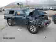 1998 Toyota Tacoma z VIN 4TAPM62N0WZ025379, wystawiony jako Copart lot #51533085 z przebiegiem 127 881 mil mil oraz Szkoda całkowita • Salvage title. Historia ofert i sprzedaży dostępna na DreamBid. Obrazek 4.
