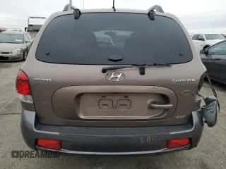 2005 Hyundai Santa Fe GLS с VIN KM8SC73DX5U975009, выставлен на аукционе Copart как лот 82798014 с пробегом 192 287 миль миль и Списание • Salvage title. История ставок и продаж доступна на DreamBid. Изображение 6.