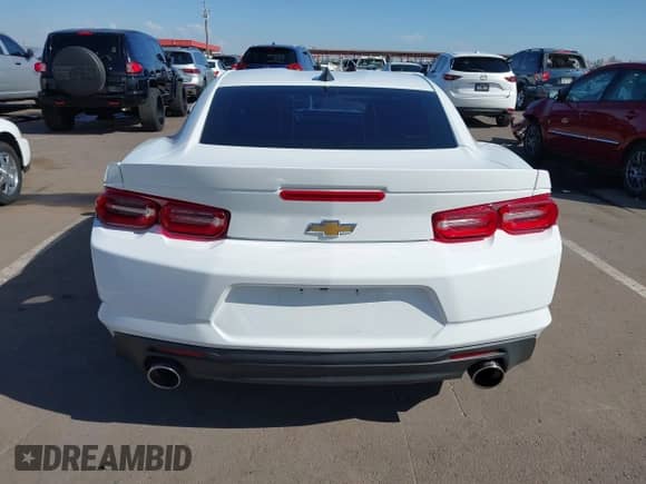 2021 Chevrolet Camaro 1LT с VIN 1G1FA1RX4M0109525, выставлен на аукционе IAAI как лот 43237330 с пробегом 72 432 миль миль и . История ставок и продаж доступна на DreamBid. Изображение 16.