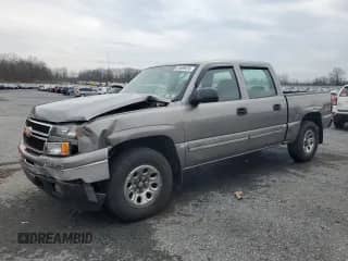 2007 Chevrolet Silverado 1500 LS z VIN 2GCEK13V871148182, wystawiony jako Copart lot #51689225 z przebiegiem 105 306 mil mil oraz Szkoda całkowita • Salvage title. Historia ofert i sprzedaży dostępna na DreamBid. Obrazek 1.