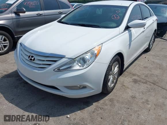 2013 Hyundai Sonata GLS with VIN 5NPEB4AC6DH770731, listed as a IAAI auction lot 42531967 with 139,300 mi miles and . Bid and sale history available at DreamBid. Image 6.