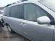2008 Hyundai Entourage GLS с VIN KNDMC233986047384, выставлен на аукционе IAAI как лот 41427015 с пробегом 222 411 миль миль и . История ставок и продаж доступна на DreamBid. Изображение 13.