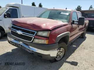 2006 Chevrolet Silverado 3500 SRW Wrk Trk z VIN 1GCHK33D66F243668, wystawiony jako Copart lot #67042944 z przebiegiem 503 368 mil mil oraz Szkoda całkowita • Salvage title. Historia ofert i sprzedaży dostępna na DreamBid. Obrazek 1.