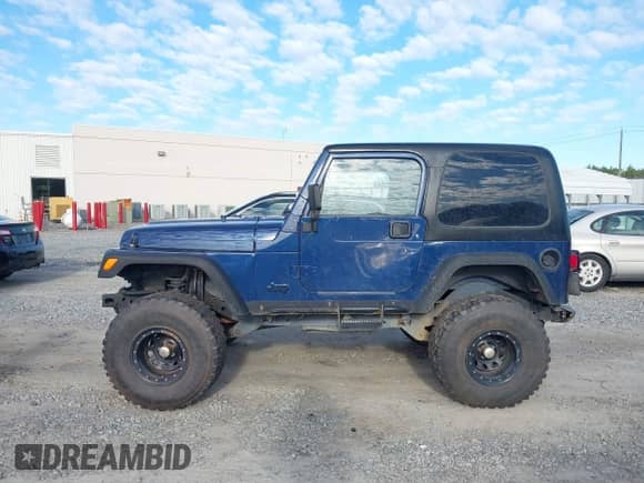 1997 Jeep Wrangler Sport с VIN 1J4FY19S6VP472385, выставлен на аукционе IAAI как лот 43431991 с пробегом 150 621 миль миль и . История ставок и продаж доступна на DreamBid. Изображение 15.