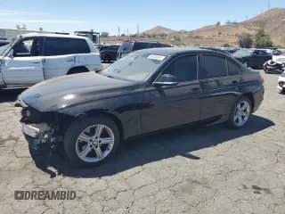 2012 BMW 3 Series 328i с VIN WBA3C1C54CF433370, выставлен на аукционе Copart как лот 66346645 с пробегом 98 329 миль миль и Списание • Salvage title. История ставок и продаж доступна на DreamBid. Изображение 1.