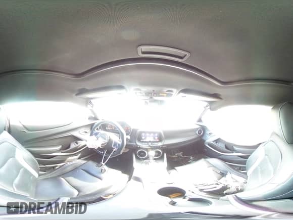 2022 Chevrolet Camaro 2LT z VIN 1G1FD1RSXN0111759, wystawiony jako Copart lot #67962505 z przebiegiem 44 769 mil mil oraz Szkoda całkowita • Salvage title. Historia ofert i sprzedaży dostępna na DreamBid. Obrazek 14.