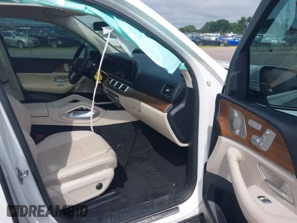 2021 Mercedes-Benz GLS 450 with VIN 4JGFF5KE9MA421581, listed as a IAAI auction lot 43029957 with 69,178 mi miles and . Bid and sale history available at DreamBid. Image 5.