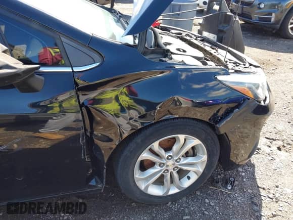 2019 Chevrolet Cruze LT с VIN 1G1BE5SM8K7130716, выставлен на аукционе IAAI как лот 43404375 с пробегом 132 432 миль миль и . История ставок и продаж доступна на DreamBid. Изображение 6.