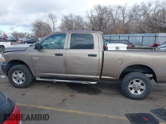 2010 Dodge 2500 ST with VIN 3D7TT2CT0AG176247, listed as a IAAI auction lot 41556794 with 204,988 mi miles and . Bid and sale history available at DreamBid. Image 14.