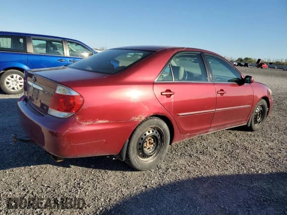 2006 Toyota Camry LE with VIN 4T1BF30K46U113490, listed as a Copart auction lot 82197895 with 335,772 mi miles and Clean title. Bid and sale history available at DreamBid. Image 3.
