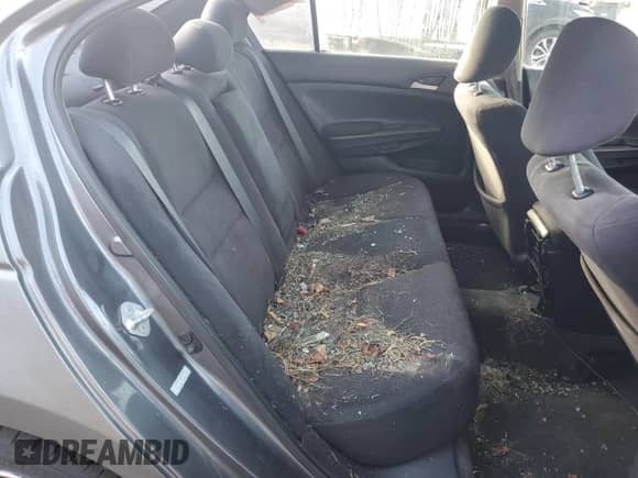 2011 Honda Accord LX с VIN 1HGCP2F37BA013297, выставлен на аукционе Copart как лот 81965525 с пробегом 105 654 миль миль и Списание • Salvage title. История ставок и продаж доступна на DreamBid. Изображение 10.