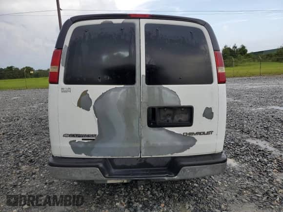 2005 Chevrolet Express Passenger с VIN 1GAHG39U951128186, выставлен на аукционе Copart как лот 64860954 с пробегом Не указан миль и На запчасти • Non repairable. История ставок и продаж доступна на DreamBid. Изображение 6.