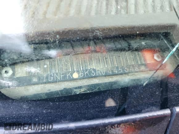 1994 Chevrolet Suburban z VIN 1GNFK16K3RJ445348, wystawiony jako Copart lot #48778895 z przebiegiem 264 441 mil mil oraz Szkoda całkowita • Salvage title. Historia ofert i sprzedaży dostępna na DreamBid. Obrazek 14.