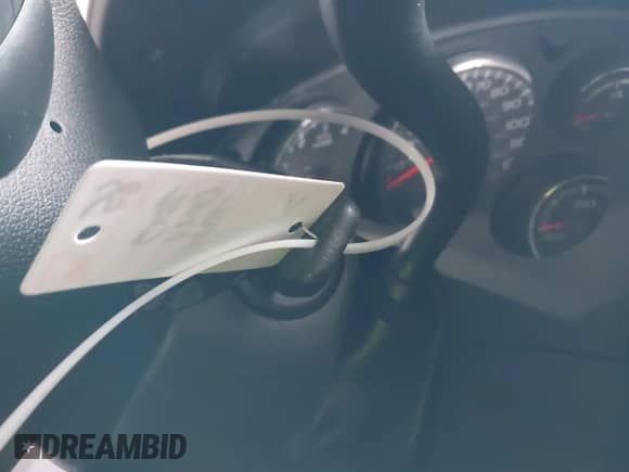 2013 Chevrolet Tahoe LS z VIN 1GNSCAE09DR249095, wystawiony jako IAAI lot #41290129 z przebiegiem Nie podano mil oraz . Historia ofert i sprzedaży dostępna na DreamBid. Obrazek 11.