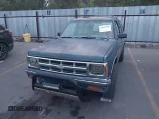 1994 Chevrolet Blazer с VIN 1GNDT13W5R0153332, выставлен на аукционе IAAI как лот 43023138 с пробегом 148 515 миль миль и . История ставок и продаж доступна на DreamBid. Изображение 6.