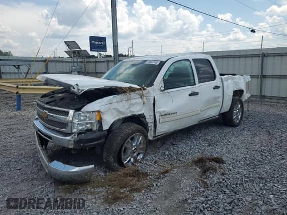 2012 Chevrolet Silverado 1500 LT с VIN 3GCPCSEA1CG105584, выставлен на аукционе Copart как лот 68685845 с пробегом 247 987 миль миль и Списание • Salvage title. История ставок и продаж доступна на DreamBid. Изображение 1.