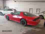 1992 Chevrolet Camaro RS с VIN 1G1FP23E7NL135628, выставлен на аукционе IAAI как лот 42503042 с пробегом 169 480 миль миль и . История ставок и продаж доступна на DreamBid. Изображение 3.
