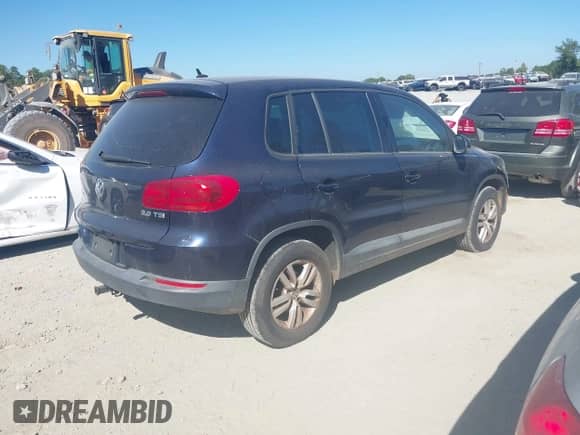 2012 Volkswagen Tiguan S с VIN WVGAV7AX1CW589907, выставлен на аукционе IAAI как лот 43442482 с пробегом 167 060 миль миль и . История ставок и продаж доступна на DreamBid. Изображение 4.