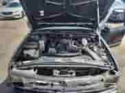 1996 Chevrolet S-10 LS с VIN 1GCCS19X9T8217176, выставлен на аукционе Copart как лот 80297605 с пробегом Не указан миль и Списание • Salvage title. История ставок и продаж доступна на DreamBid. Изображение 11.