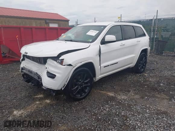 2021 Jeep Grand Cherokee Laredo E z VIN 1C4RJFAG4MC771925, wystawiony jako IAAI lot #41947203 z przebiegiem 85 734 mil mil oraz . Historia ofert i sprzedaży dostępna na DreamBid. Obrazek 19.