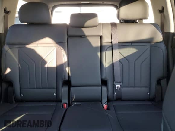 2025 Hyundai Santa Fe XRT z VIN 5NMP3DGL9SH146588, wystawiony jako Copart lot #81226805 z przebiegiem 1 872 mil mil oraz Szkoda całkowita • Salvage title. Historia ofert i sprzedaży dostępna na DreamBid. Obrazek 10.