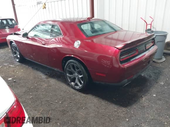 2018 Dodge Challenger SXT с VIN 2C3CDZAG3JH229680, выставлен на аукционе IAAI как лот 43299107 с пробегом 161 379 миль миль и . История ставок и продаж доступна на DreamBid. Изображение 3.