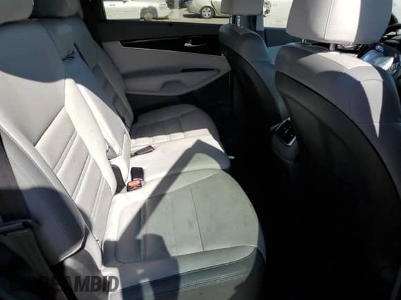 2019 Kia Sorento SX with VIN 5XYPK4A54KG439578, listed as a Copart auction lot 63824345 with 103,714 mi miles and Salvage title. Bid and sale history available at DreamBid. Image 10.