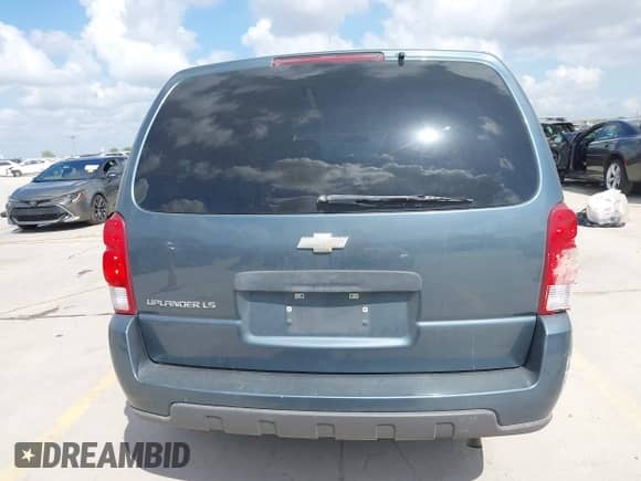 2006 Chevrolet Uplander LS with VIN 1GNDV23L56D121975, listed as a IAAI auction lot 43090201 with 127,554 mi miles and . Bid and sale history available at DreamBid. Image 16.