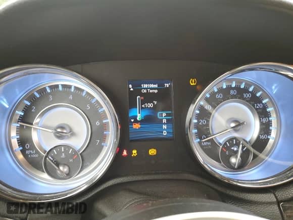 2014 Chrysler 300 C с VIN 2C3CCAET3EH200343, выставлен на аукционе Copart как лот 64283935 с пробегом 139 106 миль миль и Списание • Salvage title. История ставок и продаж доступна на DreamBid. Изображение 9.