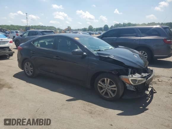 2017 Hyundai Elantra Value Edition z VIN KMHD84LFXHU170013, wystawiony jako Copart lot #61629005 z przebiegiem 96 908 mil mil oraz Szkoda całkowita • Salvage title. Historia ofert i sprzedaży dostępna na DreamBid. Obrazek 4.