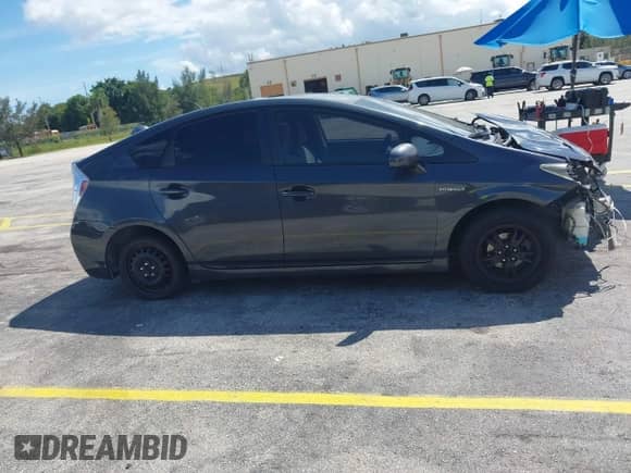 2012 Toyota Prius One with VIN JTDKN3DU3C1550963, listed as a IAAI auction lot 43391444 with 292,790 mi miles and . Bid and sale history available at DreamBid. Image 13.