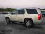 2008 Cadillac Escalade with VIN 1GYEC63858R161432, listed as a Copart auction lot 67898315 with 161,442 mi miles and Non repairable. Bid and sale history available at DreamBid. Image 2.