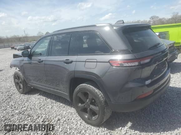 2022 Jeep Grand Cherokee Laredo z VIN 1C4RJHAG2N8615818, wystawiony jako Copart lot #49892855 z przebiegiem 30 711 mil mil oraz Szkoda całkowita • Salvage title. Historia ofert i sprzedaży dostępna na DreamBid. Obrazek 2.