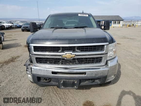 2009 Chevrolet Silverado 2500HD LT с VIN 1GCHK53KX9F182341, выставлен на аукционе Copart как лот 47079295 с пробегом 105 887 миль миль и Чистый • Clean title. История ставок и продаж доступна на DreamBid. Изображение 5.