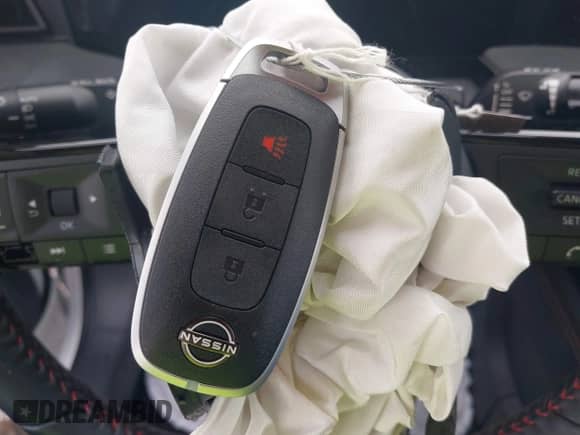 2025 Nissan Kicks SR with VIN 3N8AP6DB9SL348498, listed as a IAAI auction lot 42495326 with 4,317 mi miles and . Bid and sale history available at DreamBid. Image 11.