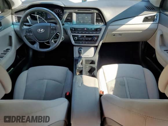 2016 Hyundai Sonata SE с VIN 5NPE24AF9GH349200, выставлен на аукционе Copart как лот 70329575 с пробегом 148 960 миль миль и Списание • Salvage title. История ставок и продаж доступна на DreamBid. Изображение 8.