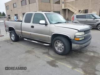 2002 Chevrolet Silverado 1500 LS с VIN 2GCEK19T721313718, выставлен на аукционе IAAI как лот 42677502 с пробегом 147 978 миль миль и . История ставок и продаж доступна на DreamBid. Изображение 1.