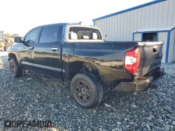 2020 Toyota Tundra Platinum z VIN 5TFAY5F17LX917622, wystawiony jako Copart lot #87110085 z przebiegiem 75 405 mil mil oraz Szkoda całkowita • Salvage title. Historia ofert i sprzedaży dostępna na DreamBid. Obrazek 2.