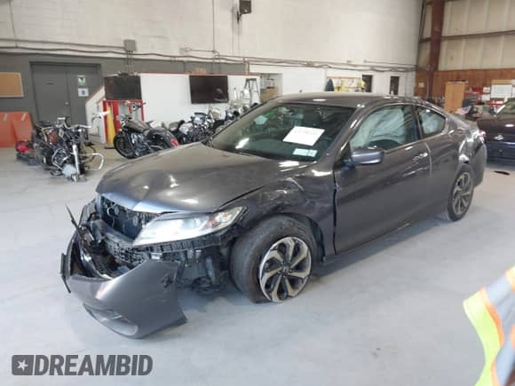 2017 Honda Accord LX-S с VIN 1HGCT1B34HA005209, выставлен на аукционе IAAI как лот 43028336 с пробегом 73 770 миль миль и . История ставок и продаж доступна на DreamBid. Изображение 2.