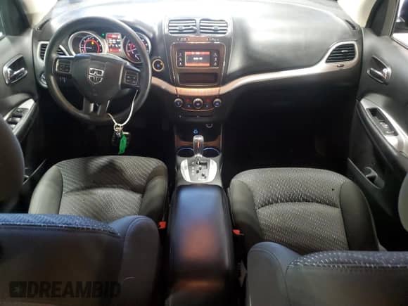 2017 Dodge Journey SXT with VIN 3C4PDDBG8HT540926, listed as a Copart auction lot 70661955 with 91,295 mi miles and Salvage title. Bid and sale history available at DreamBid. Image 8.