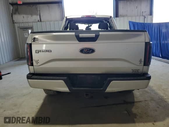 2015 Ford F-150 XLT z VIN 1FTEX1EP8FFD05622, wystawiony jako Copart lot #87402935 z przebiegiem 127 212 mil mil oraz Czysty tytuł • Clean title. Historia ofert i sprzedaży dostępna na DreamBid. Obrazek 6.