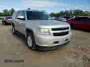 2008 Chevrolet Tahoe с VIN 1GNFK13528R216271, выставлен на аукционе Copart как лот 56309915 с пробегом 146 304 миль миль и Списание • Salvage title. История ставок и продаж доступна на DreamBid. Изображение 14.