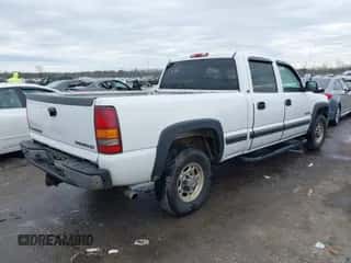 2002 Chevrolet Silverado 1500HD LS с VIN 1GCGC13U42F242249, выставлен на аукционе IAAI как лот 41308132 с пробегом 308 743 миль миль и . История ставок и продаж доступна на DreamBid. Изображение 4.